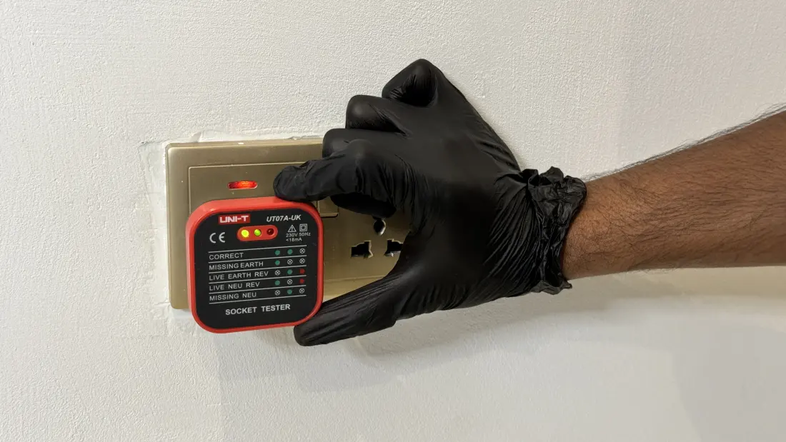 Socket tester